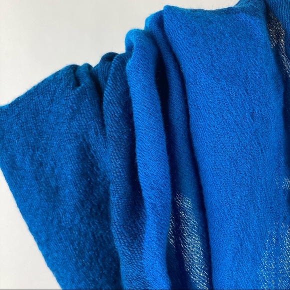 Covering Collection Wool Scarf in Shades of Blue - Picture 3 of 7